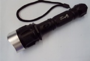 LED 强光手电筒 CREE Q5